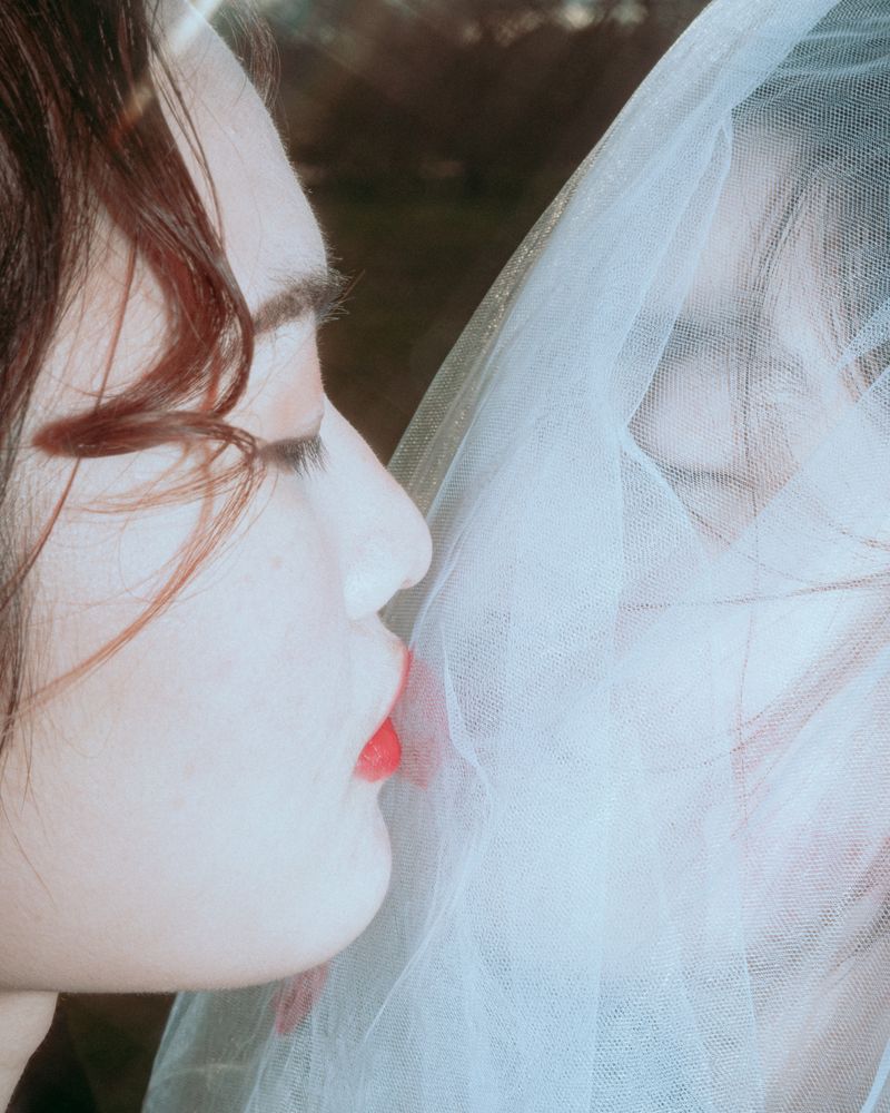 © Yu Zoe Cui - Couple 1 - Kissing