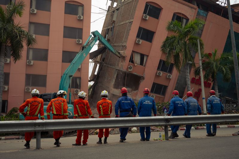 © Patrick Chengzhi Wang - Image from the Myanmar Earthquake photography project