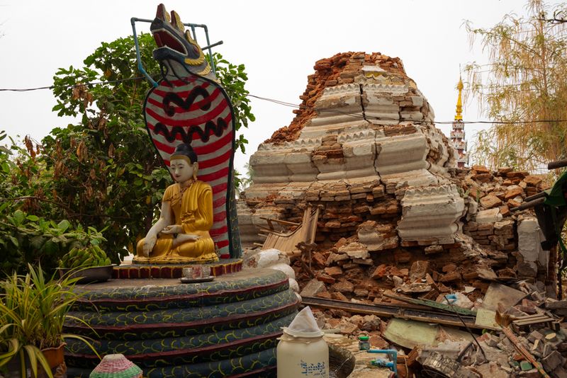 © Patrick Chengzhi Wang - Image from the Myanmar Earthquake photography project