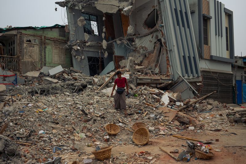 © Patrick Chengzhi Wang - Image from the Myanmar Earthquake photography project