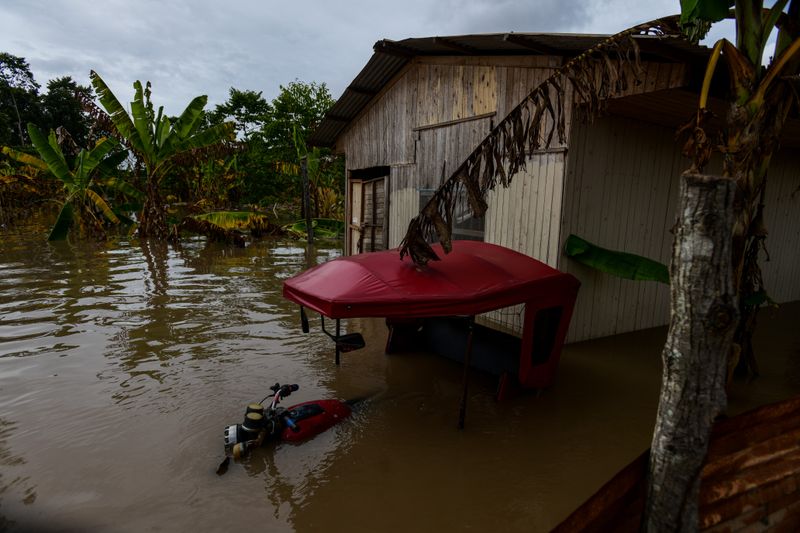 © Santiago Romaní - Image from the Ucayali bajo el agua: crónica visual de las inundaciones en Pucallpa photography project
