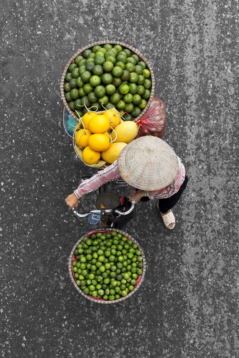 © Loes Heerink - Image from the Merchants in Motion photography project