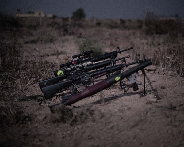 © Chloe Sharrock - Image from the "I haven't cried in ten years..." photography project