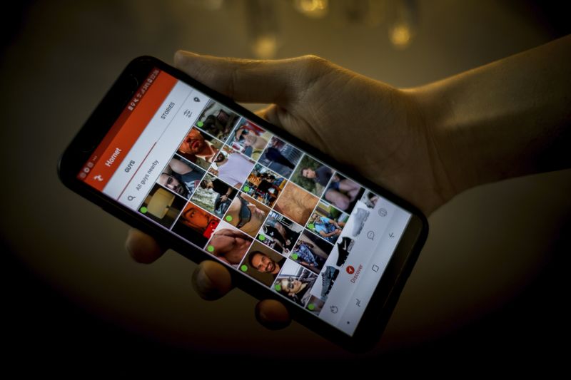 © URA ITURRALDE - The world-widely known app called Hornet is used by gay Iranians to meet other people.