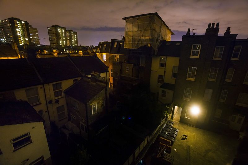 © Neil Aldridge - Image from the Living with Foxes photography project