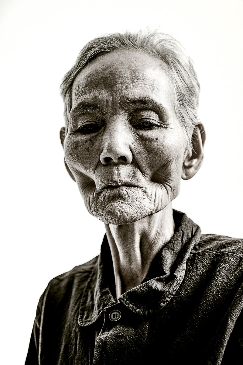 © ANDREA Garuti - Image from the REDUCED DICTATURE KHMER RED photography project