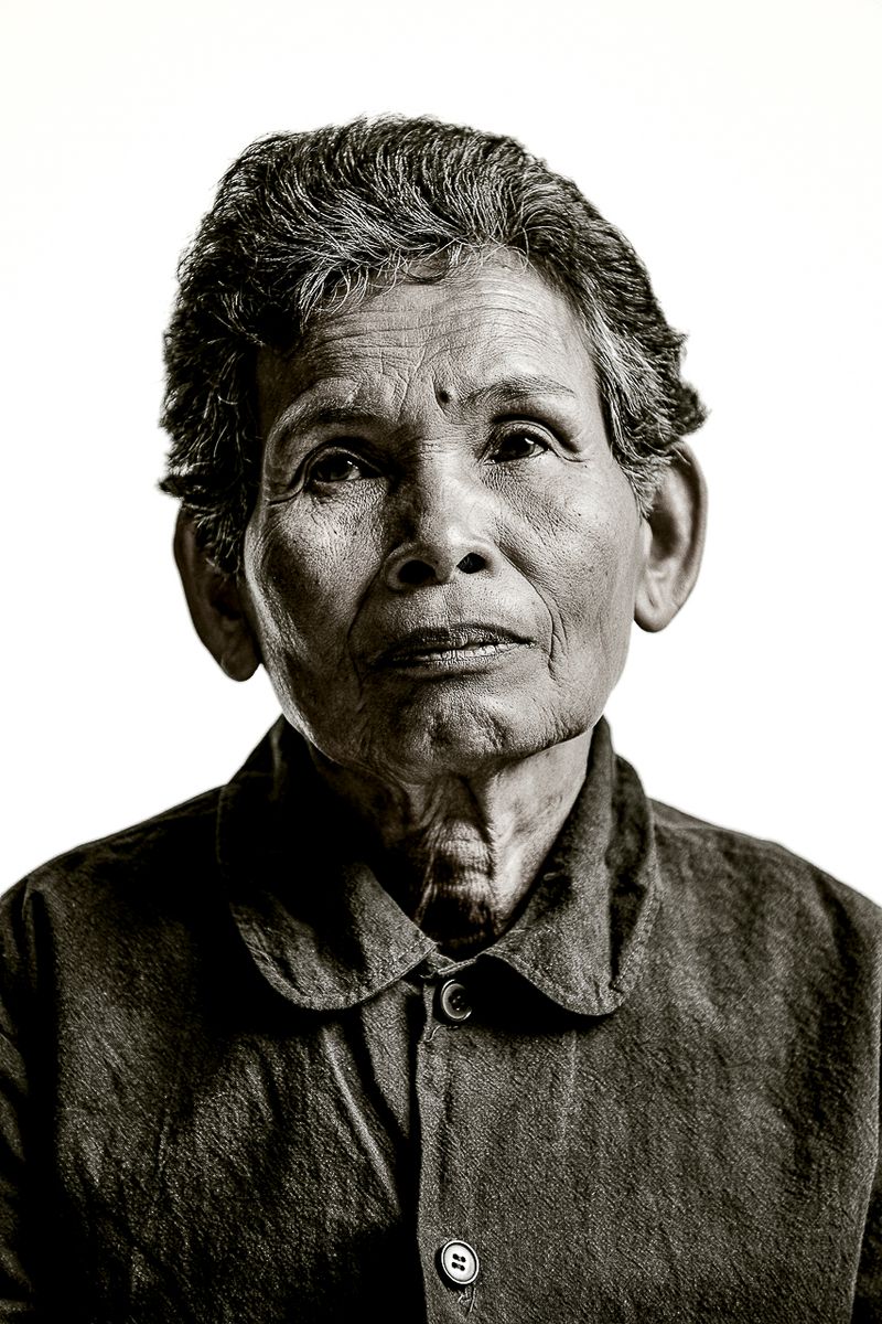 © ANDREA Garuti - Image from the REDUCED DICTATURE KHMER RED photography project