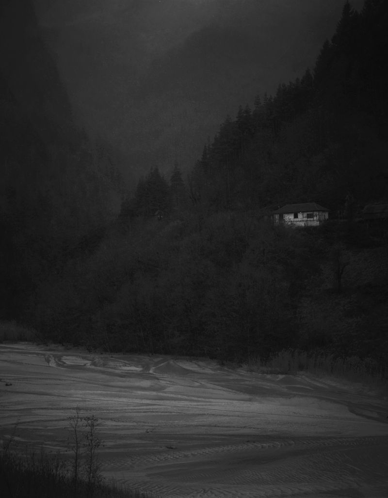 © Vladimir Karamazov - Image from the 40 DAYS photography project