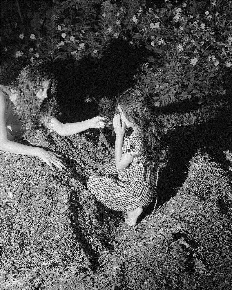 © Paul Guilmoth - Image from the egg-white moon / an eternity for fish photography project