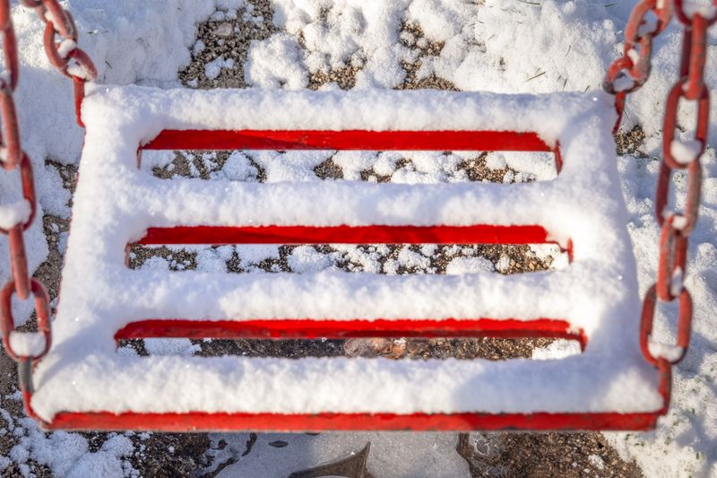 © Meri Boshkoska - Red lines