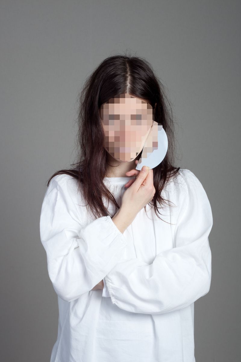 © Olga Blacker - NFT 2022. Image 6. Token is missing.