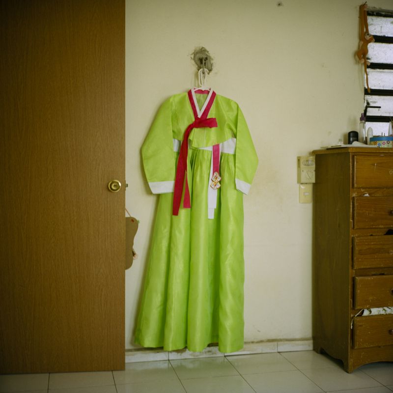© Michael Vince Kim - Traditional Korean clothing, belonging to a young Korean-Mayan. Merida, Mexico. 2016.