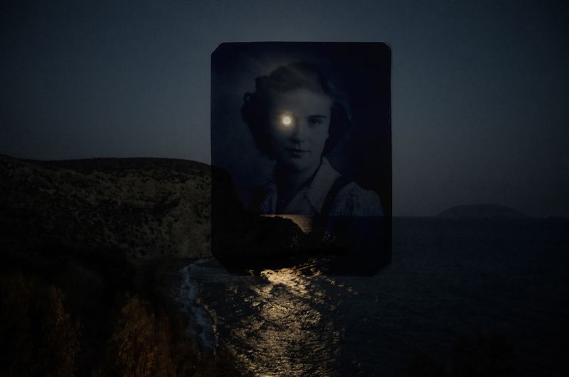 © Claudia Corrent - Image from the For you, to remember her often photography project