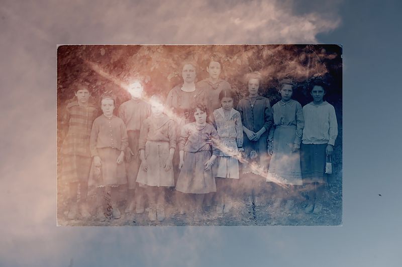 © Claudia Corrent - Image from the For you, to remember her often photography project