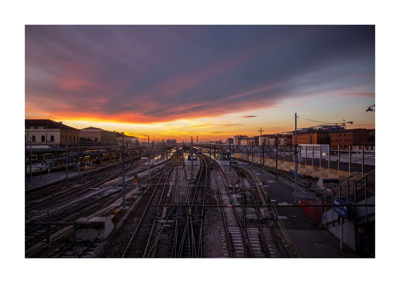 © Margherita Caprilli - "Centrale|Periferica" Bologna Centrale, Bologna | Lunedì, 25 febbraio 2019. Passaggi di Stato
