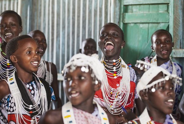 © Anja Ligtenberg - Image from the Pongezi, Girl to woman without a knife photography project