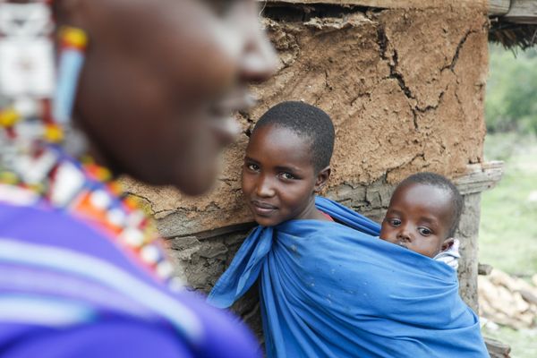 © Anja Ligtenberg - Image from the Pongezi, Girl to woman without a knife photography project