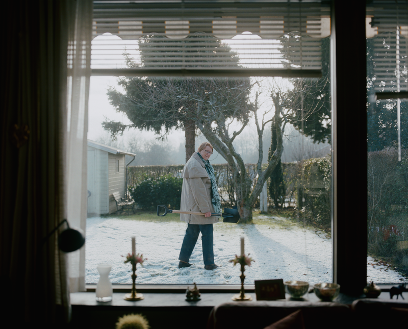 © Carina Kehlet Schou - Farmor with my granddad's spade.