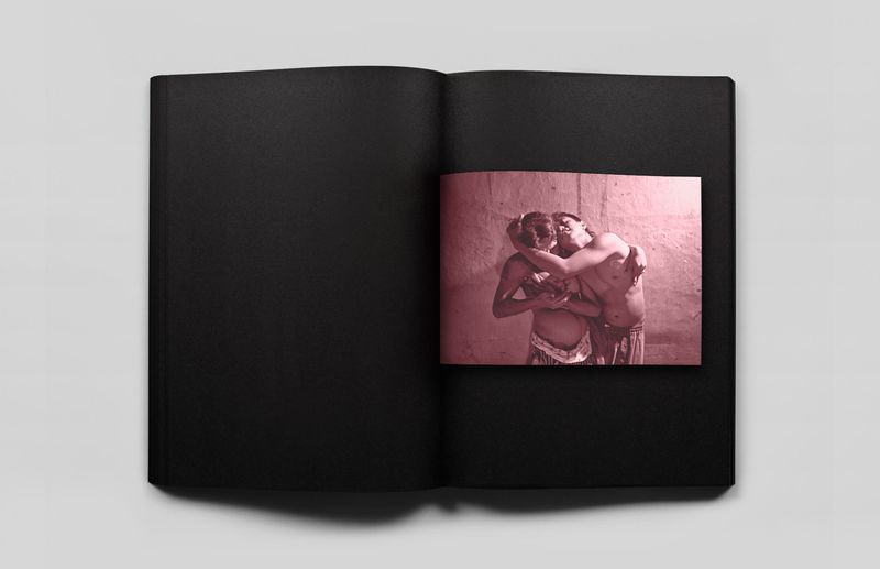 © BLOW UP PRESS - MY DEAREST JAVANESE CONCUBINE by Luca Desienna