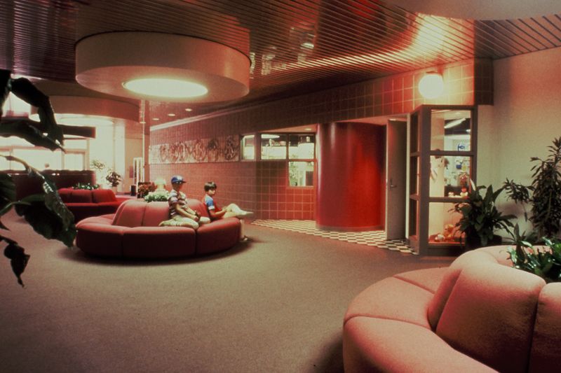 © Edward Nurton - Image from the THE ELEPHANT'S FOOT photography project