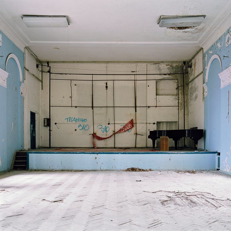 © Anne Leroy - An auditorium in an abandoned sanatorium. Gagra, Abkhazia, Georgia - 10/2015