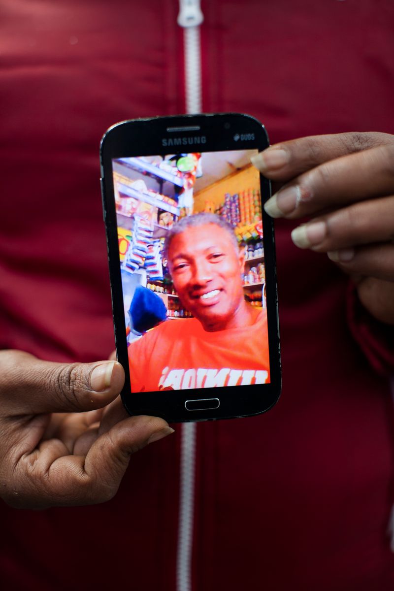 © Cristóbal Olivares - Image from the DISTANCE LOVE photography project