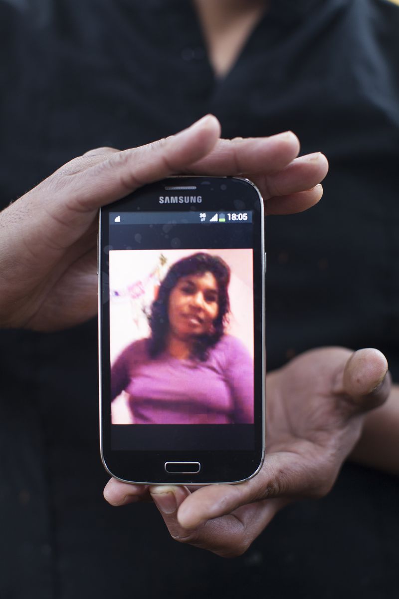 © Cristóbal Olivares - Image from the DISTANCE LOVE photography project