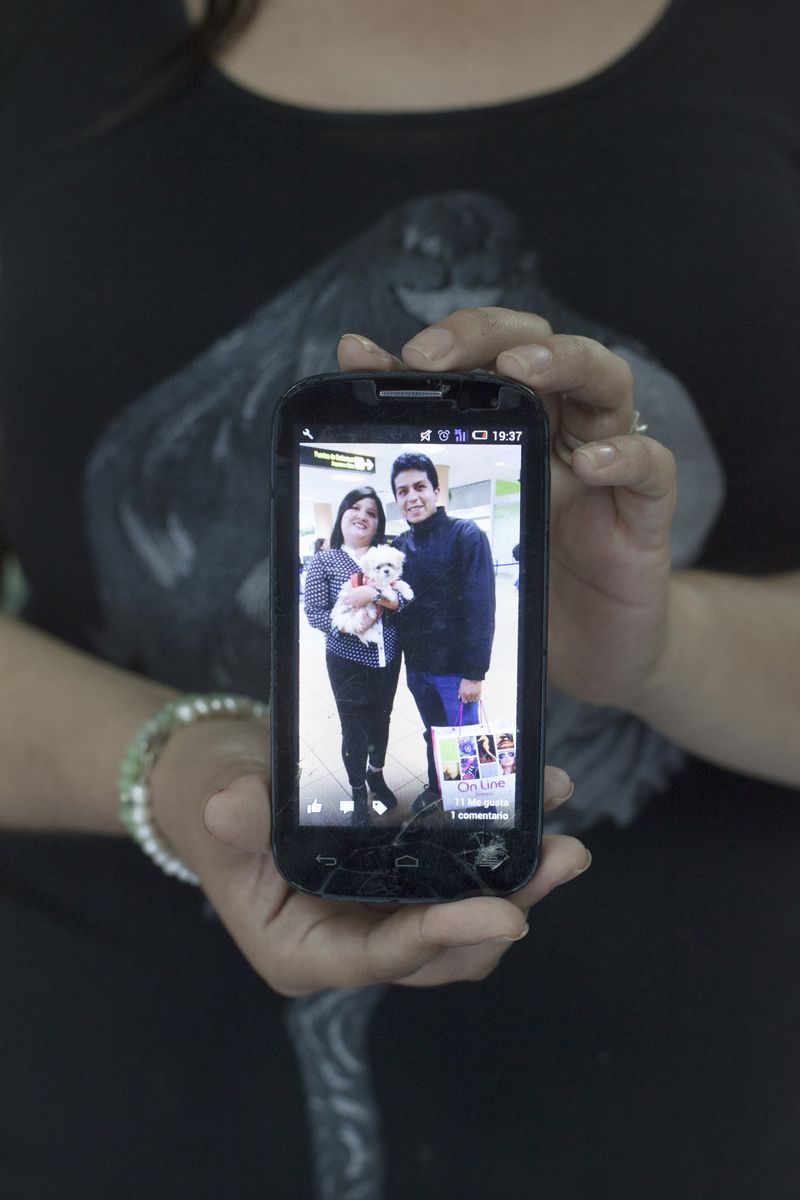 © Cristóbal Olivares - Image from the DISTANCE LOVE photography project