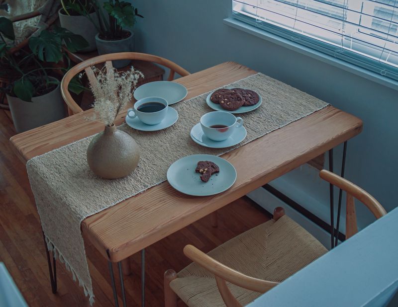 © Rachel Nixon - 4. Absence