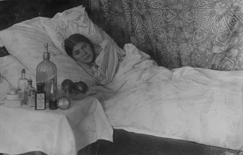 © Cheryl Newman - Image from the Sick In Bed photography project