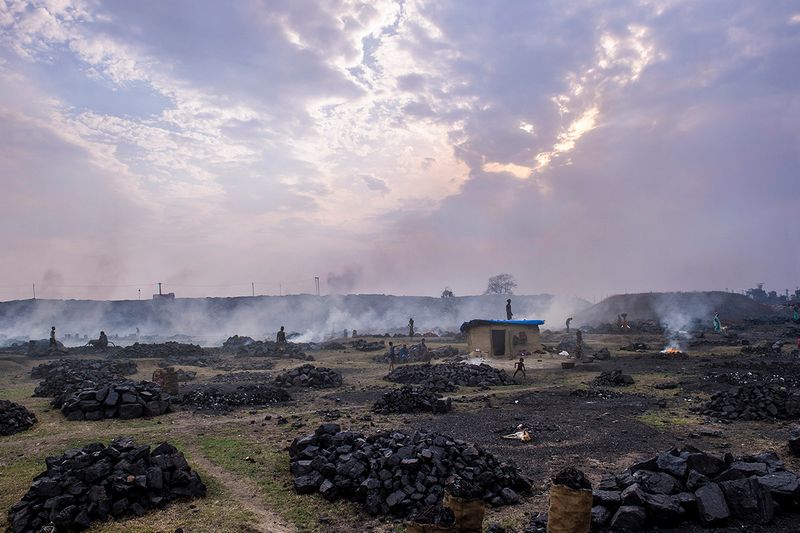 © Valerie Leonard - Image from the BLACK HELL photography project