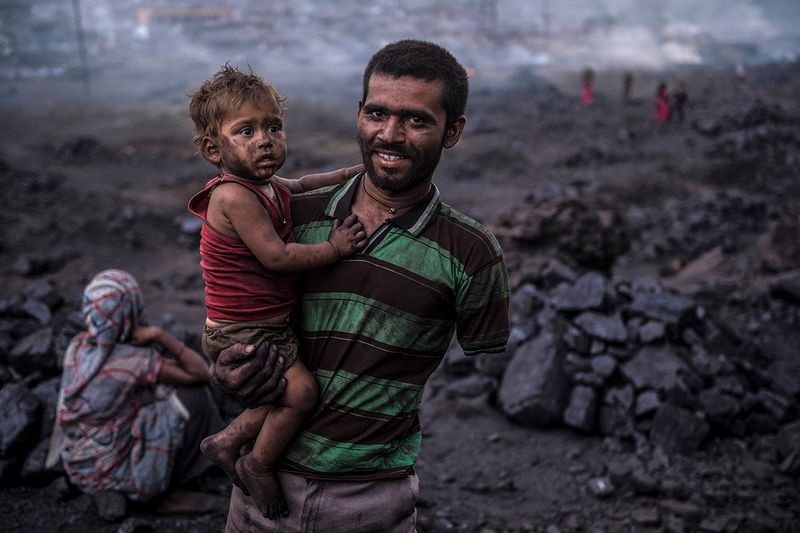 © Valerie Leonard - COAL VETERANJavir is here with his son.He lost his arm in a coal mine accident 10 years ago.