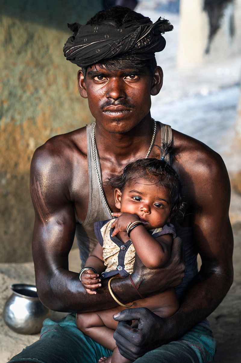 © Valerie Leonard - MY PRIDEPatidev and his daughter.