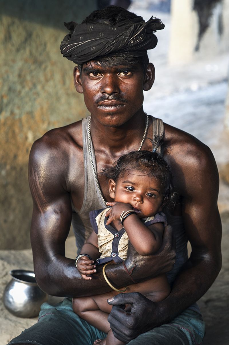 © Valerie Leonard - MY PRIDEPatidev and his daughter.