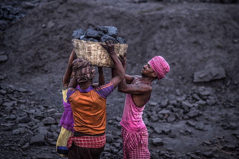 © Valerie Leonard - THE LOAD