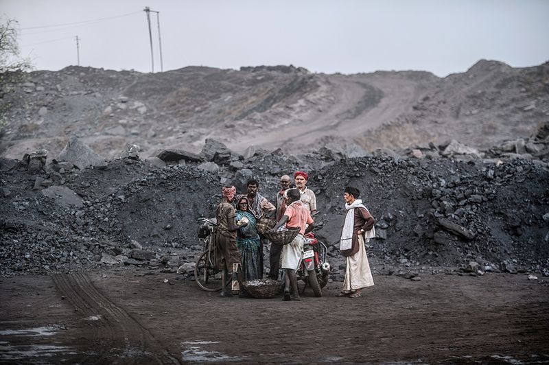 © Valerie Leonard - Image from the BLACK HELL photography project