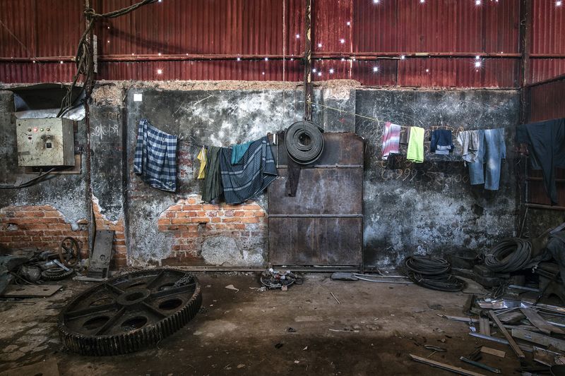 © Valerie Leonard - Image from the SILVER HANDS photography project