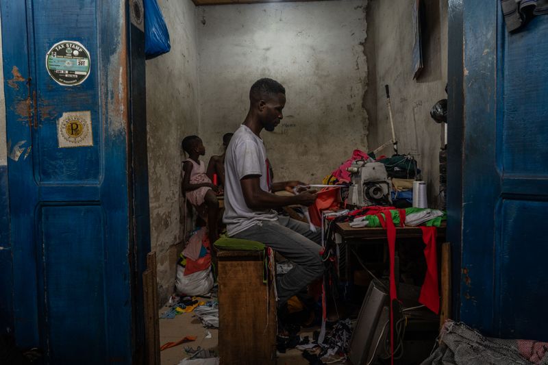 © Natalija Gormalova - Image from the Woven Fates photography project