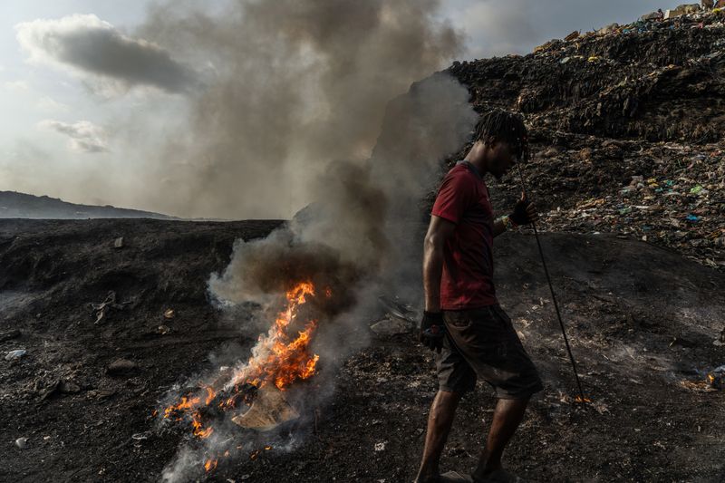 © Natalija Gormalova - Image from the Woven Fates photography project