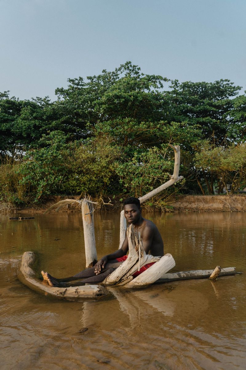 © Natalija Gormalova - Image from the Asase Ye Duru "The Earth has Weight" photography project