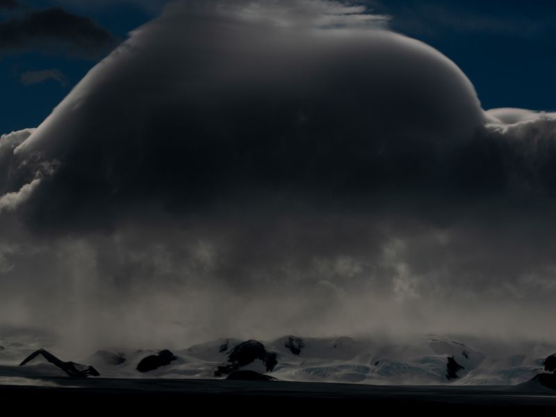 © Michaela Skovranova - Image from the Midnight Sun photography project