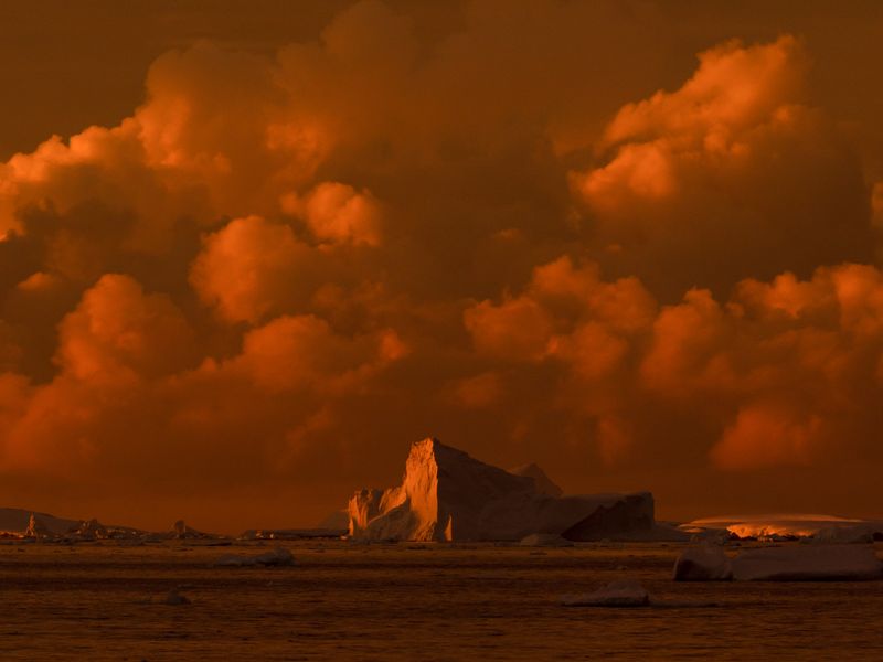 © Michaela Skovranova - Image from the Midnight Sun photography project