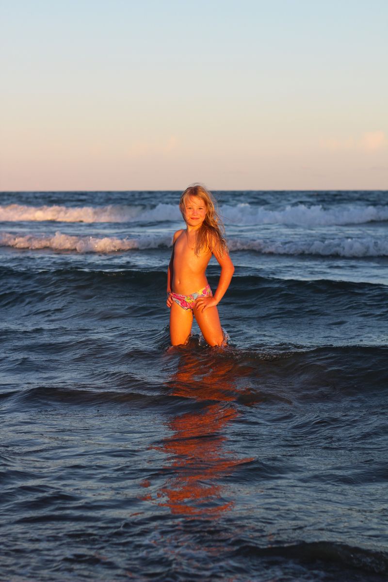 © Nadejda Zidrashko - Summer kid 2025