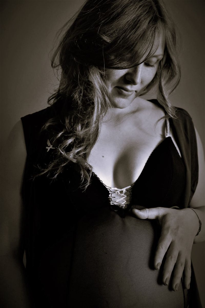 © Nadejda Zidrashko - Beautiful Maternity. Chișinău. Moldova.