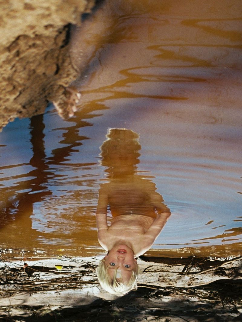 © Jas Leonard - Image from the 107.4 mmls photography project
