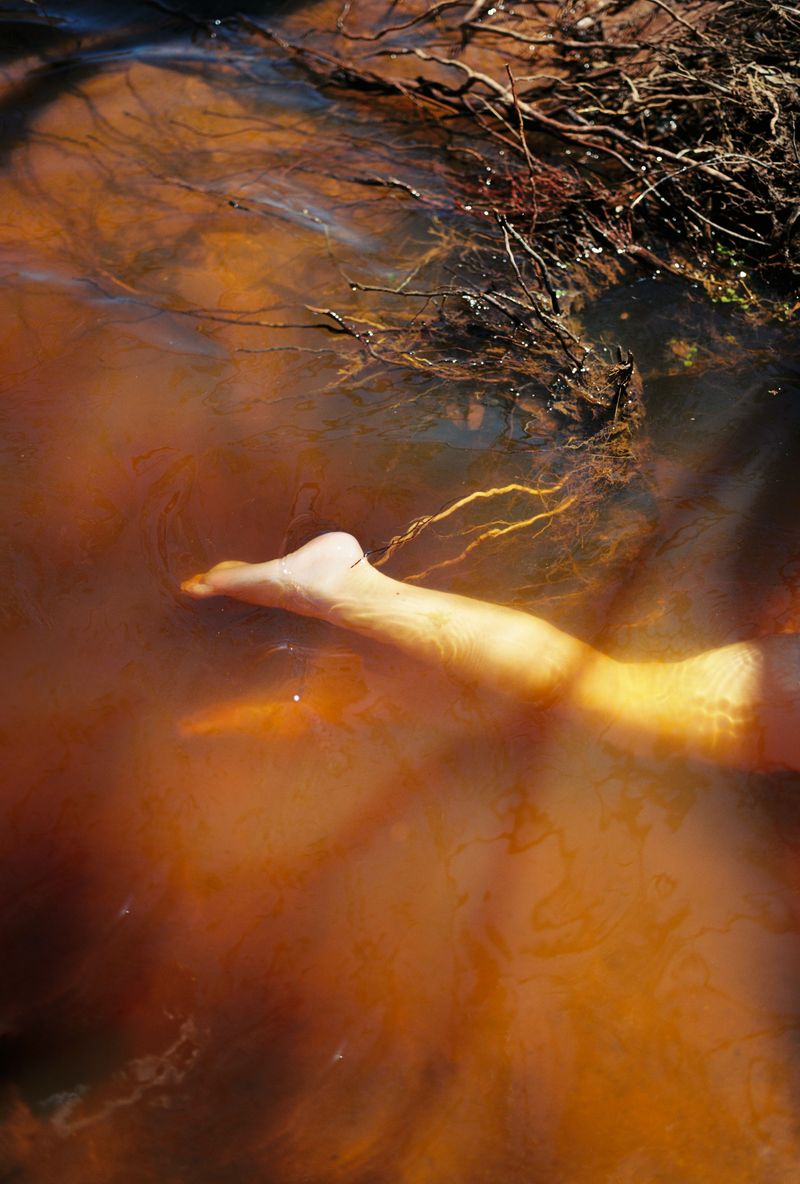 © Jas Leonard - Image from the 107.4 mmls photography project