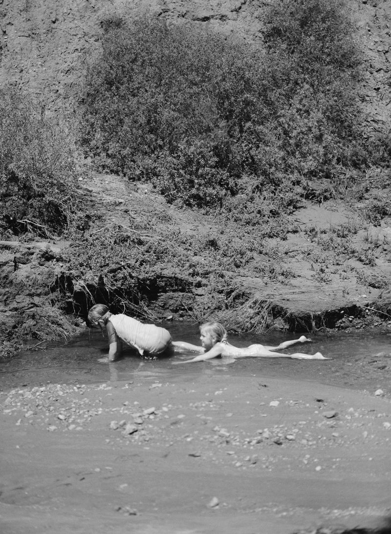 © Jas Leonard - Image from the 107.4 mmls photography project