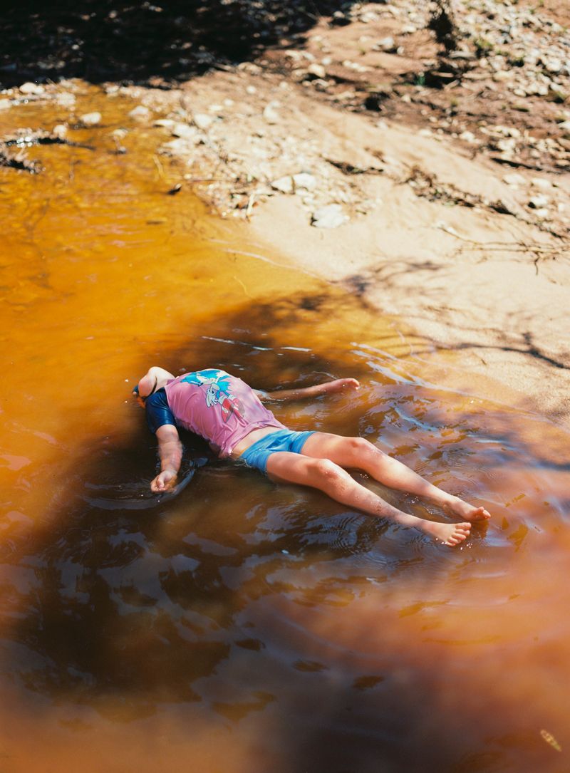 © Jas Leonard - Image from the 107.4 mmls photography project