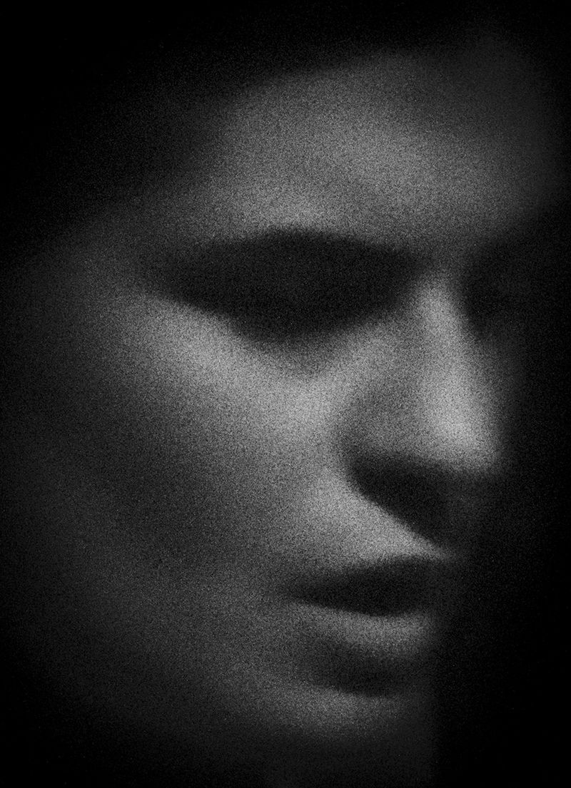 © From Relaxing Chamber by Aleksei Kazantsev, Dienacht Publishing
