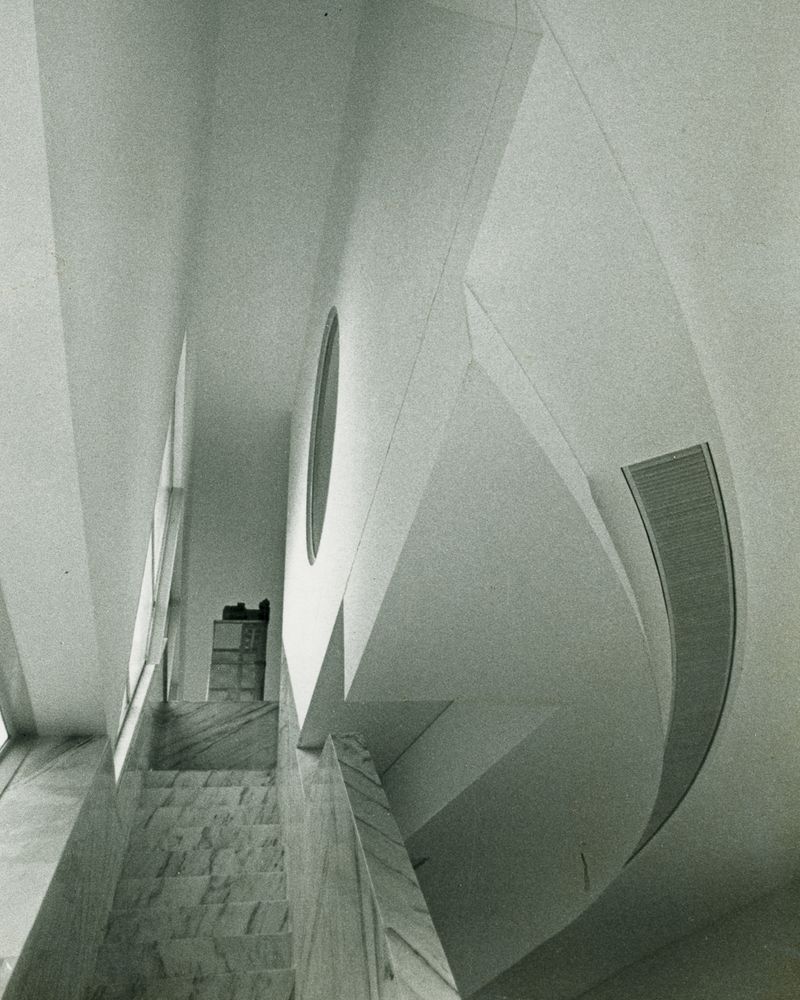 Banco Borges & Irmãos  Architect – Álvaro Siza © Luis Ferreira Alves | Arquivo Casa da Arquitectura